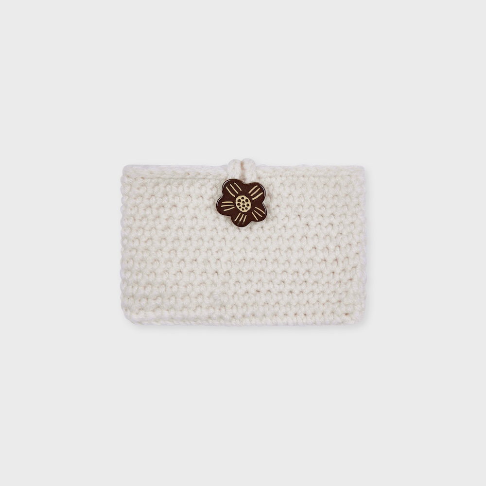 BK crochet wallet floral scatter